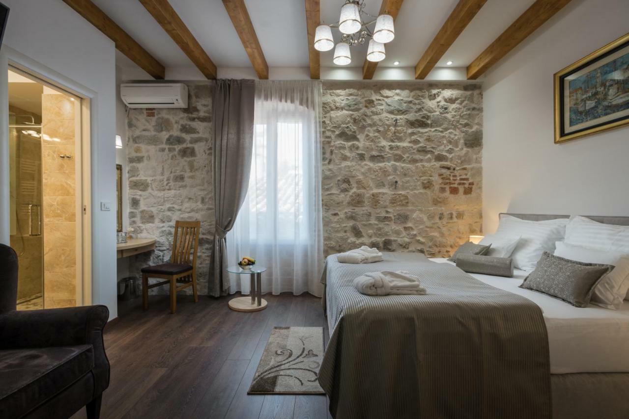 Id Regal Residence Сплит Екстериор снимка